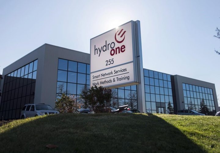 A Hydro One office is pictured in Mississauga, Ont. on Wednesday, November 4, 2015. 