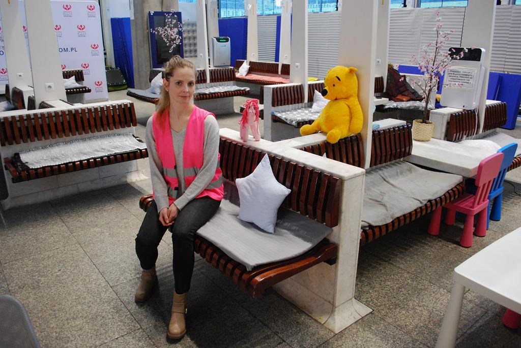 Ukrainian mother given Canada work visa still awaiting approval for 6-year-old son – National | 24CA News