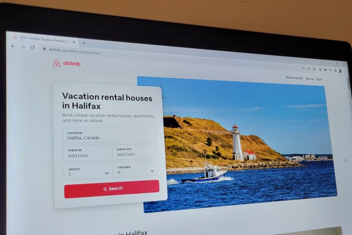 Halifax councillor’s move to delay short-term rental regulations shot down