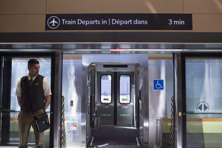 Train service on UP Express resumes from downtown Toronto to airport -  Toronto 