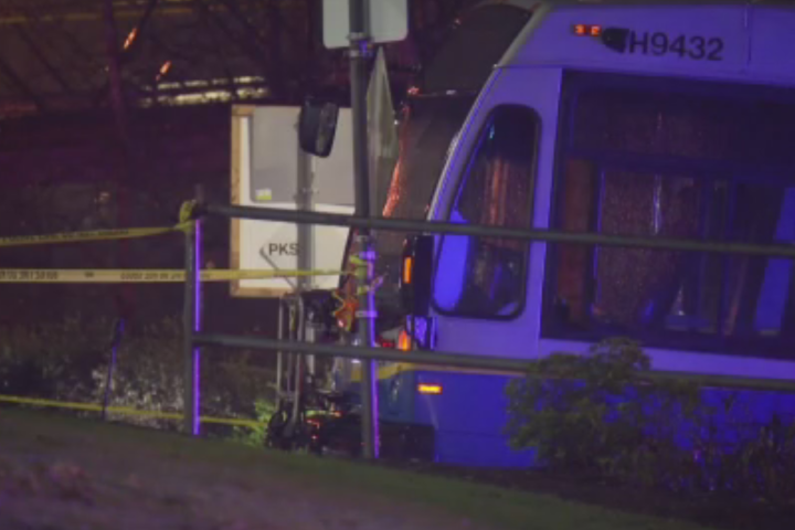 Pedestrian pinned under bus in Burnaby, suffers life-threatening injuries