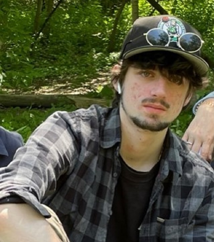 Графични видео кадри улавящи момента в който Габриел дел Кастило