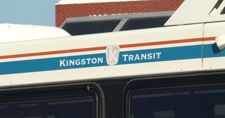 Автобусът на Kingston Transit е евакуиран заради необичайно поведение на пътника: полиция
