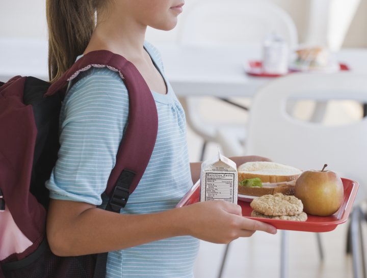 Manitoba offers money as step to full school nutrition program