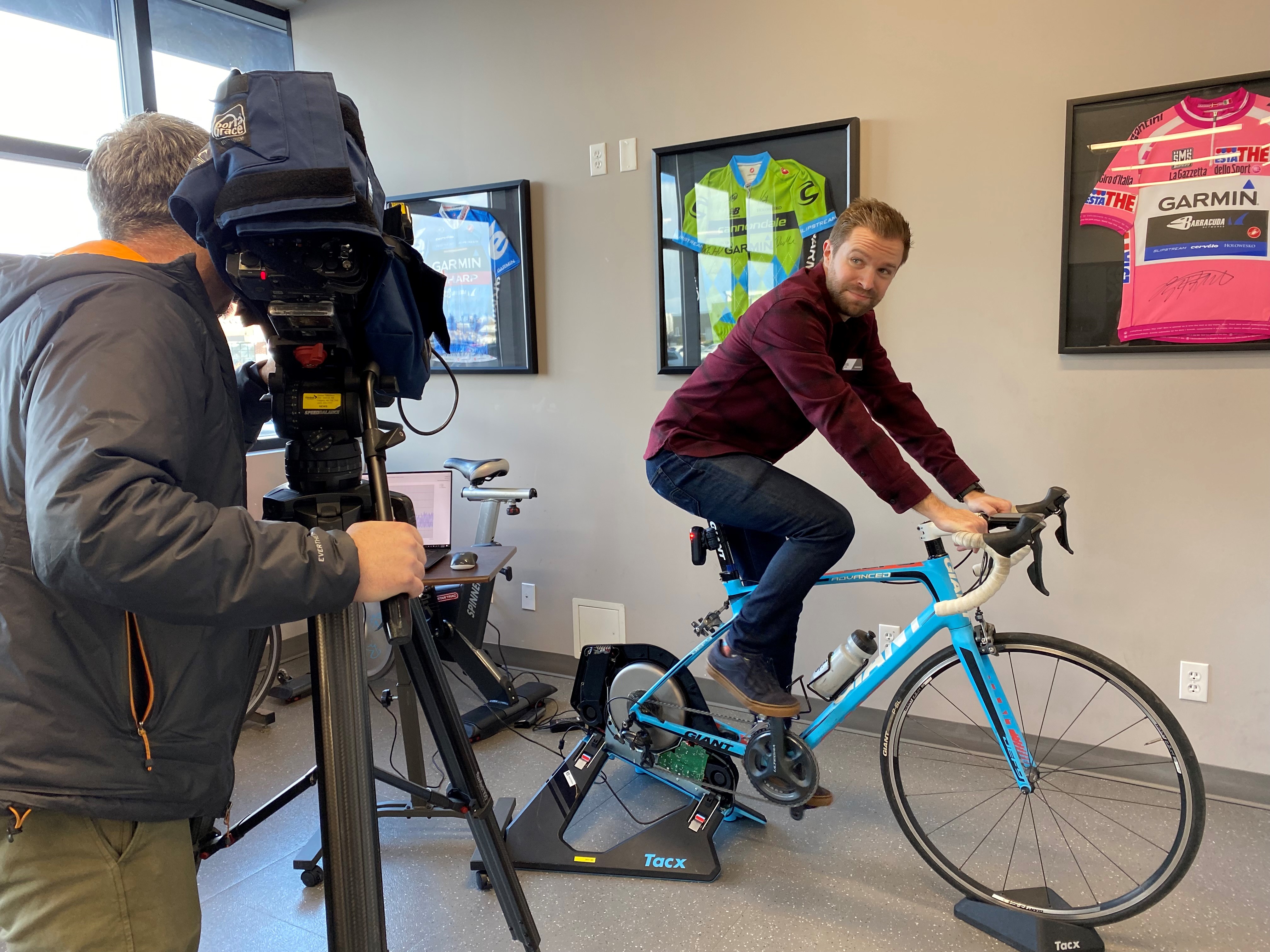 Garmin Canada announces Alberta expansion despite other tech turmoil  | 24CA News