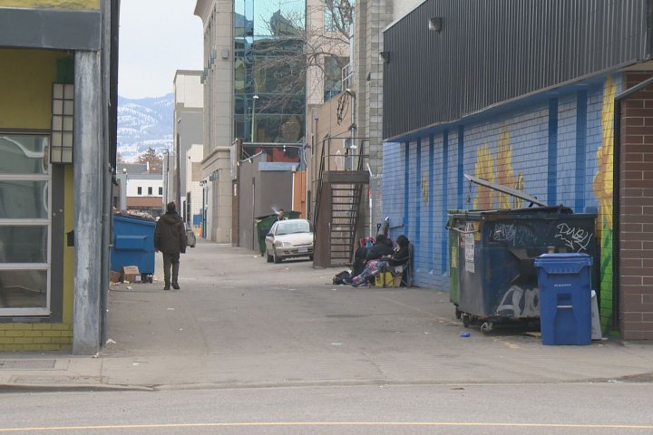 Downtown Kelowna, B.C. businesses raising concerns over homeless population