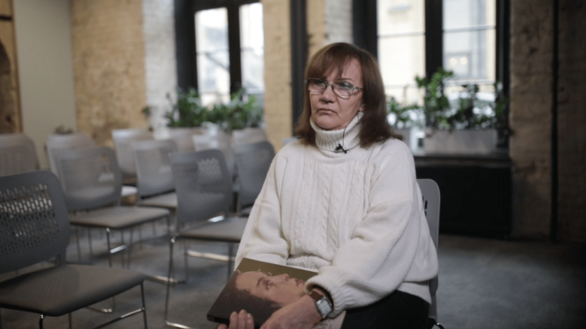 Kherson Art Museum director Alina Dotsenko fled the occupied city as she was about to be detained.