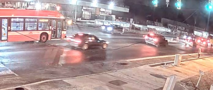 Woman forced into car in possible abduction, Toronto police say - image