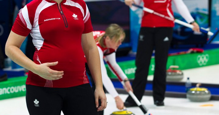 Curling Canada sous le feu des critiques pour avoir limité l’admissibilité aux exemptions de grossesse