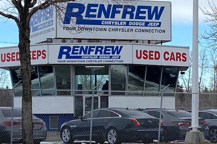 Used car offer from Renfrew Chrysler leaves some Calgarians feeling used