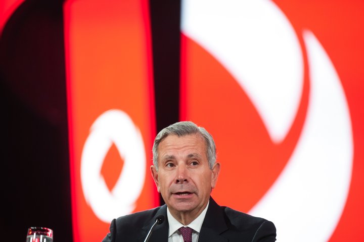 Rogers ‘confident’ it can compete with bigger Videotron if Shaw merger goes forward