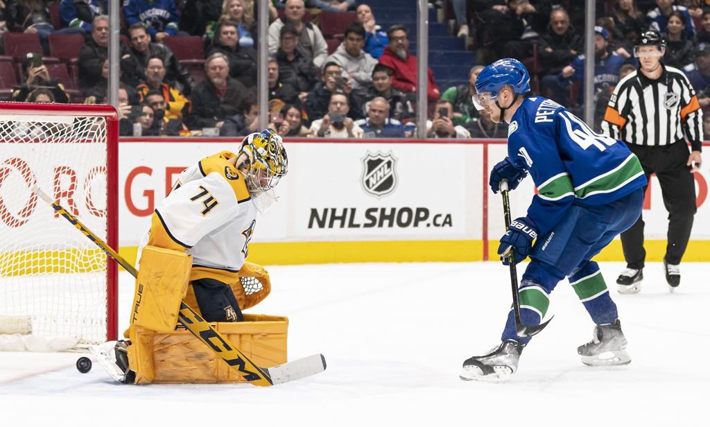 Vancouver Canucks to face Nashville Predators in opening round of playoffs
