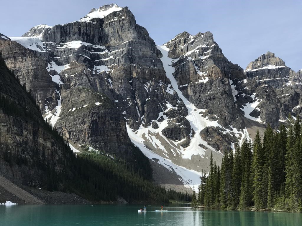 Lake Louise reopened after overcrowding Sunday