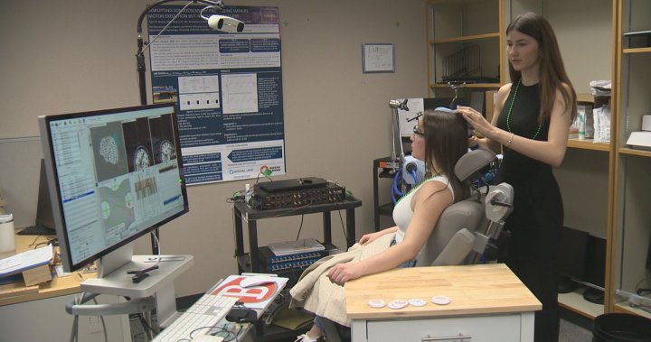 Researchers at UBCO show off neuroscience labs for Brain Awareness Week - Okanagan | Globalnews.ca