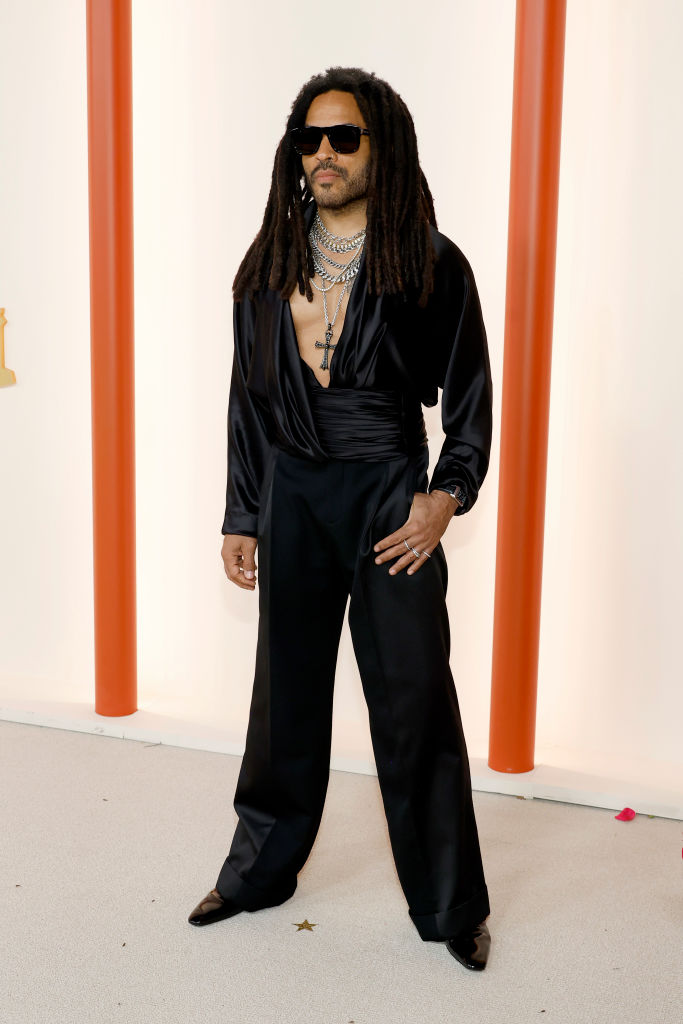  Lenny Kravitz attends the 95th Annual Academy Awards on March 12, 2023 in Hollywood, California. 
