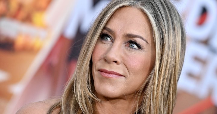 Jennifer Aniston says ‘Friends’ offensive to ‘a whole generation of kids’ – National | Globalnews.ca