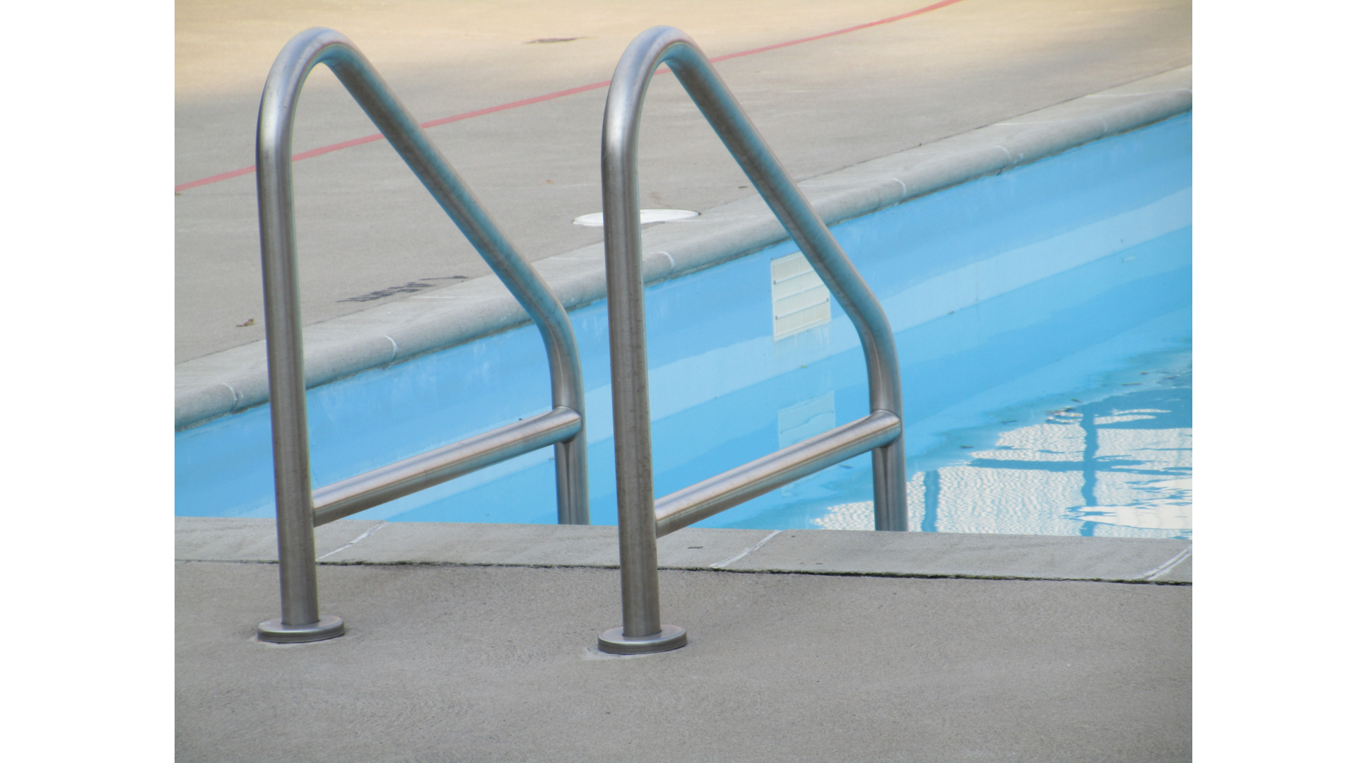 Hamilton’s outdoor pools not expecting lifeguard shortage in 2023 due to intensified recruitment