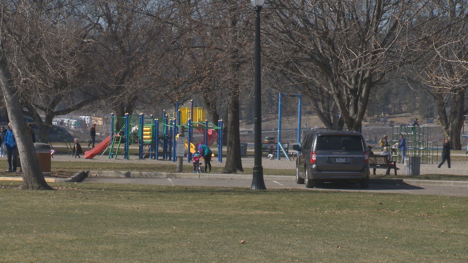 Kelowna, B.C. mayor calls for playgrounds to be exempt from drug decriminalization  | 24CA News