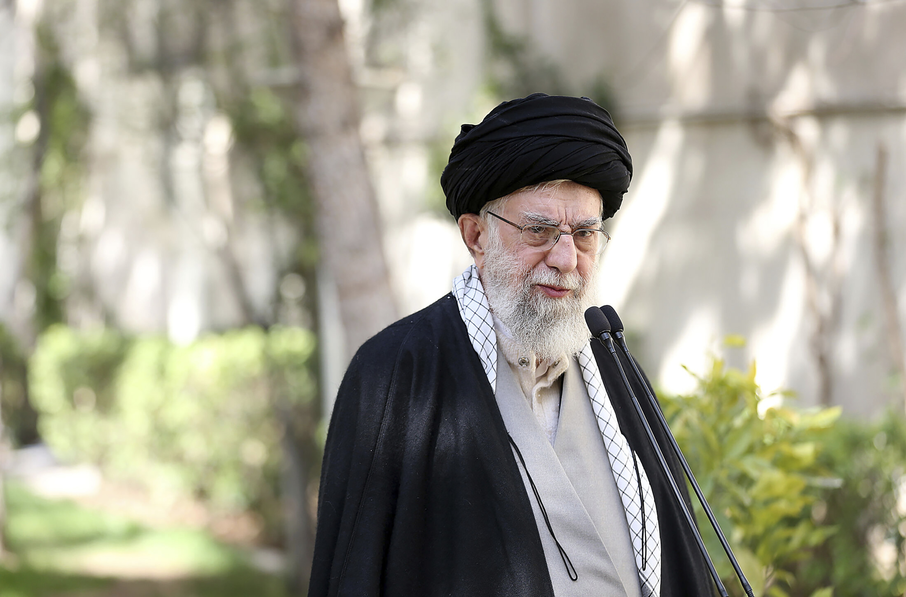 Amid public anger, Iran’s top leader calls girls’ poisoning ‘unforgivable’ – National | 24CA News