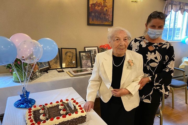 Photo of Žena z Montrealu oslávila 111. narodeniny.  Tu sú jej múdre slová