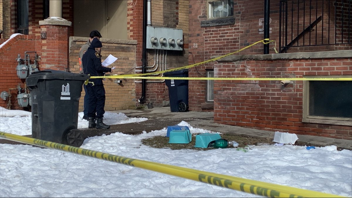 Woman dead after fire breaks out at downtown Toronto home - Toronto ...