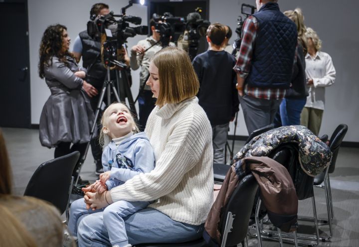 Calgary charity looking for temporary homes for people fleeing Ukraine after massive influx – Calgary | 24CA News