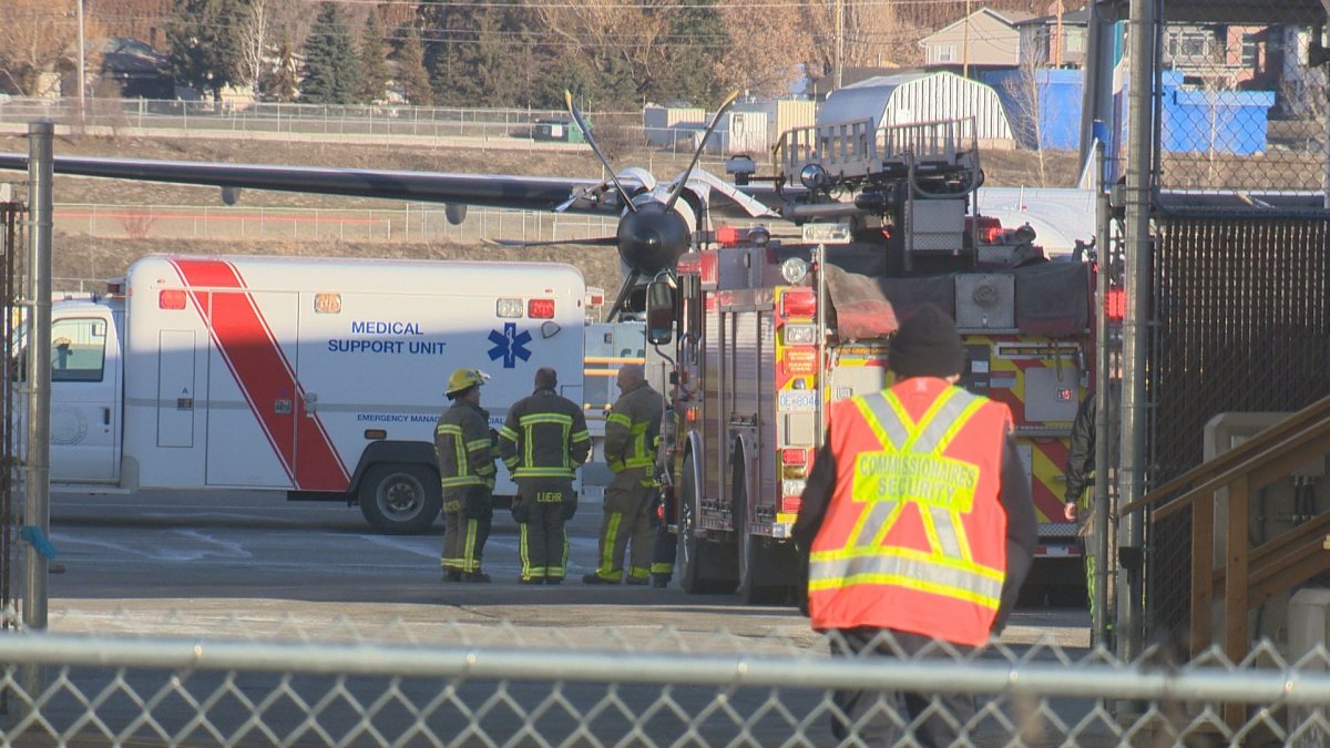 Emergency crews were on standby at Kelowna International Airport after a plane that left Kamloops for Calgary detoured to the Okanagan after an engine stopped working.