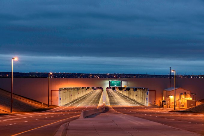 Calgary's Airport Tunnel, sans blockade.