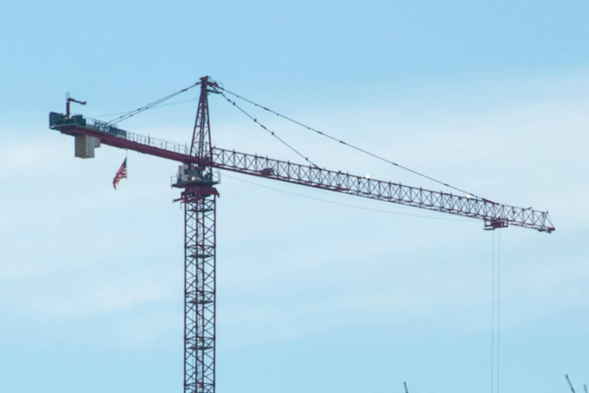 Man facing 352 charges for allegedly posing as crane engineer in Waterloo Region - Vimarsana News