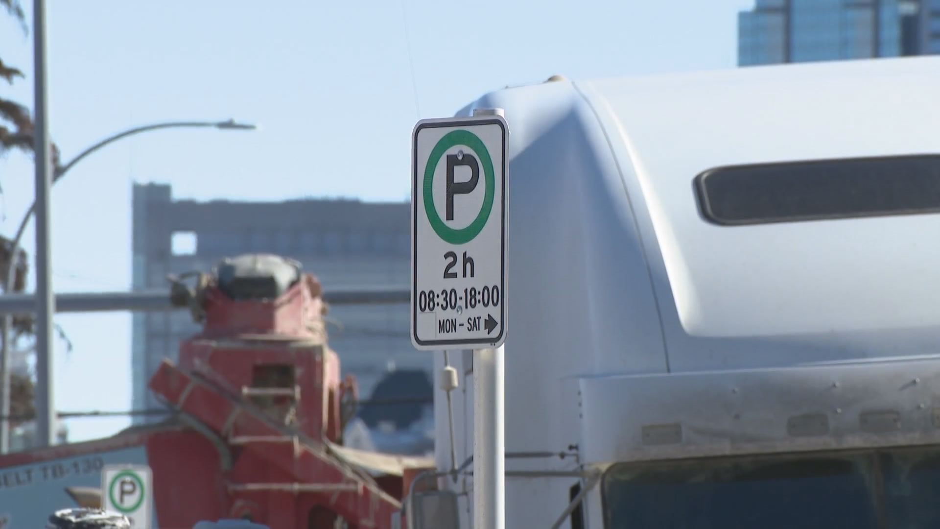 Limited parking along Kensington Road frustrating business owners – Calgary | 24CA News