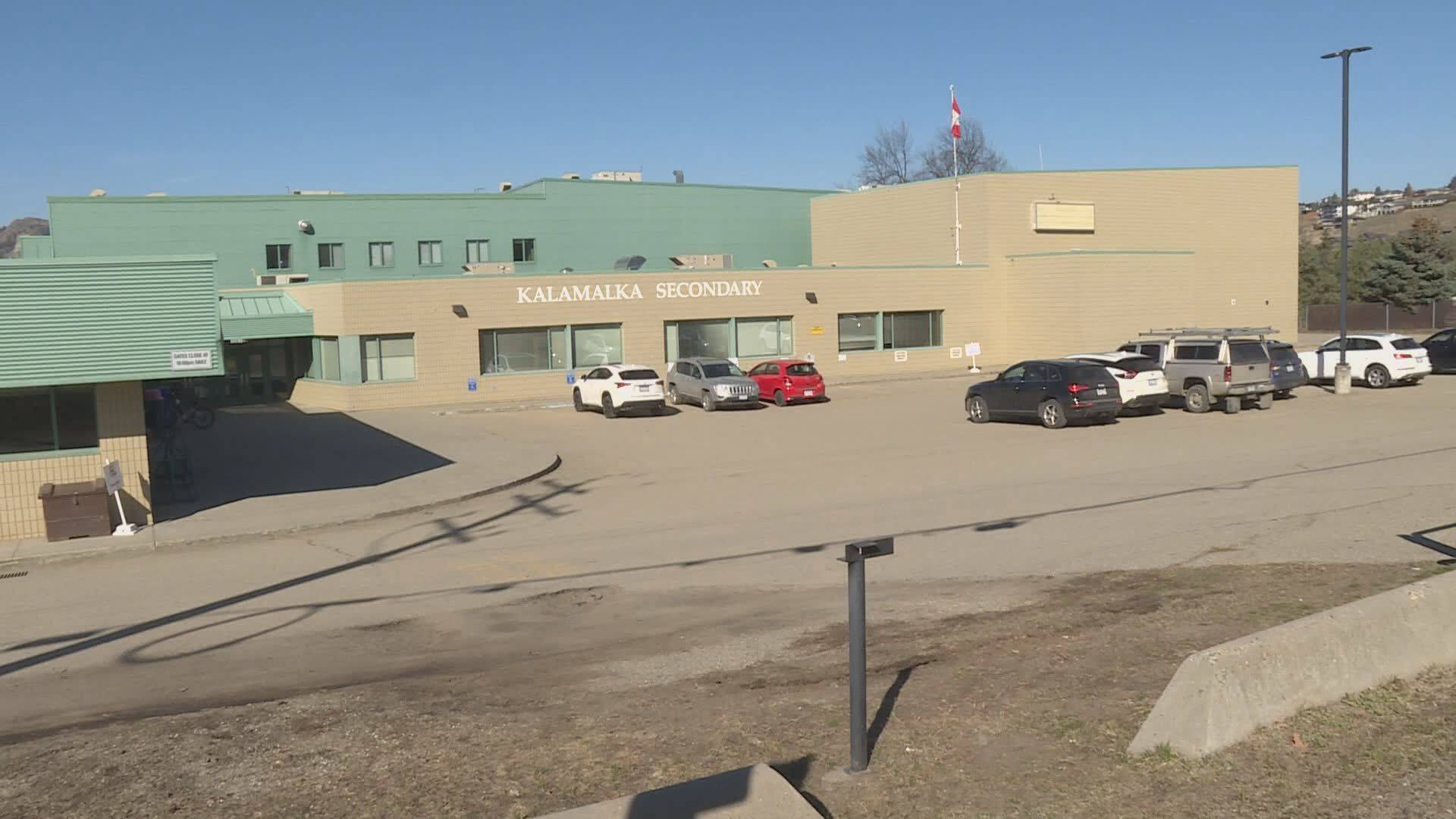 Okanagan teen 'blindsided' by removal from high school - Vimarsana News