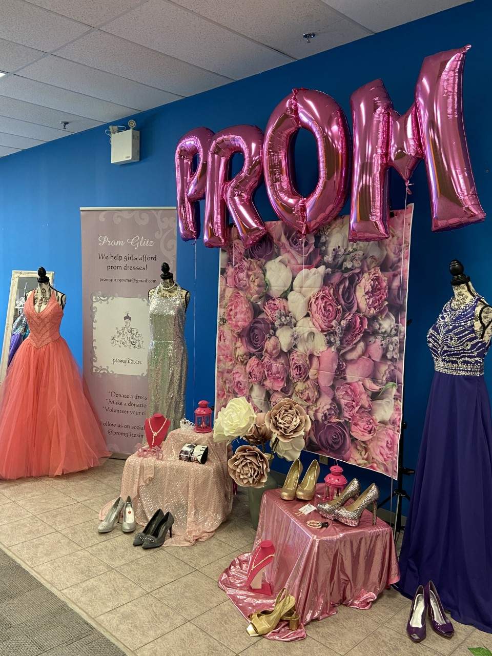 Prom Glitz Barrie display.