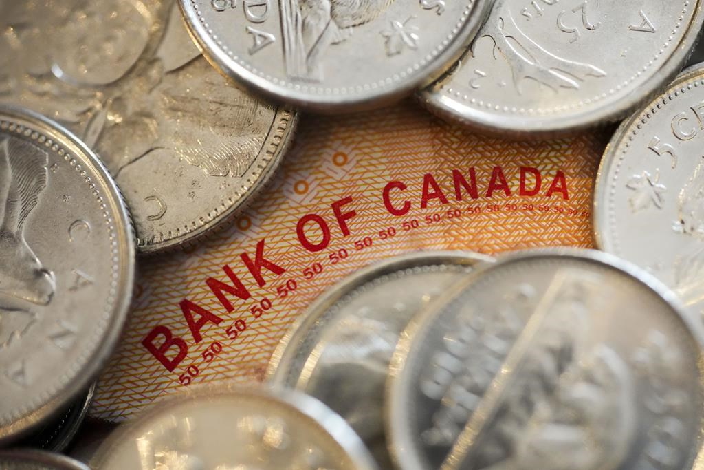 Recession fears continue to weigh on economic outlooks, Bank of Canada surveys show - National - Vimarsana News