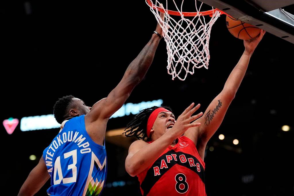Gary Trent Jr. leads Raptors past Bucks 121-105 - Vimarsana News