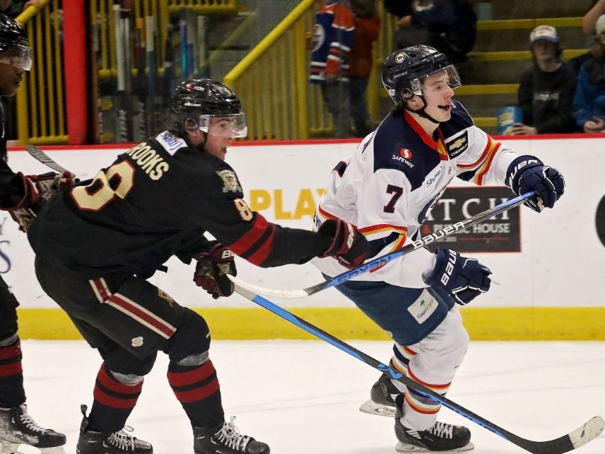 The Vernon Vipers defeated the West Kelowna Warriors 2-1 in Game 5 of their first-round playoff series on Friday. Vernon leads the best-of-seven series 3-2.