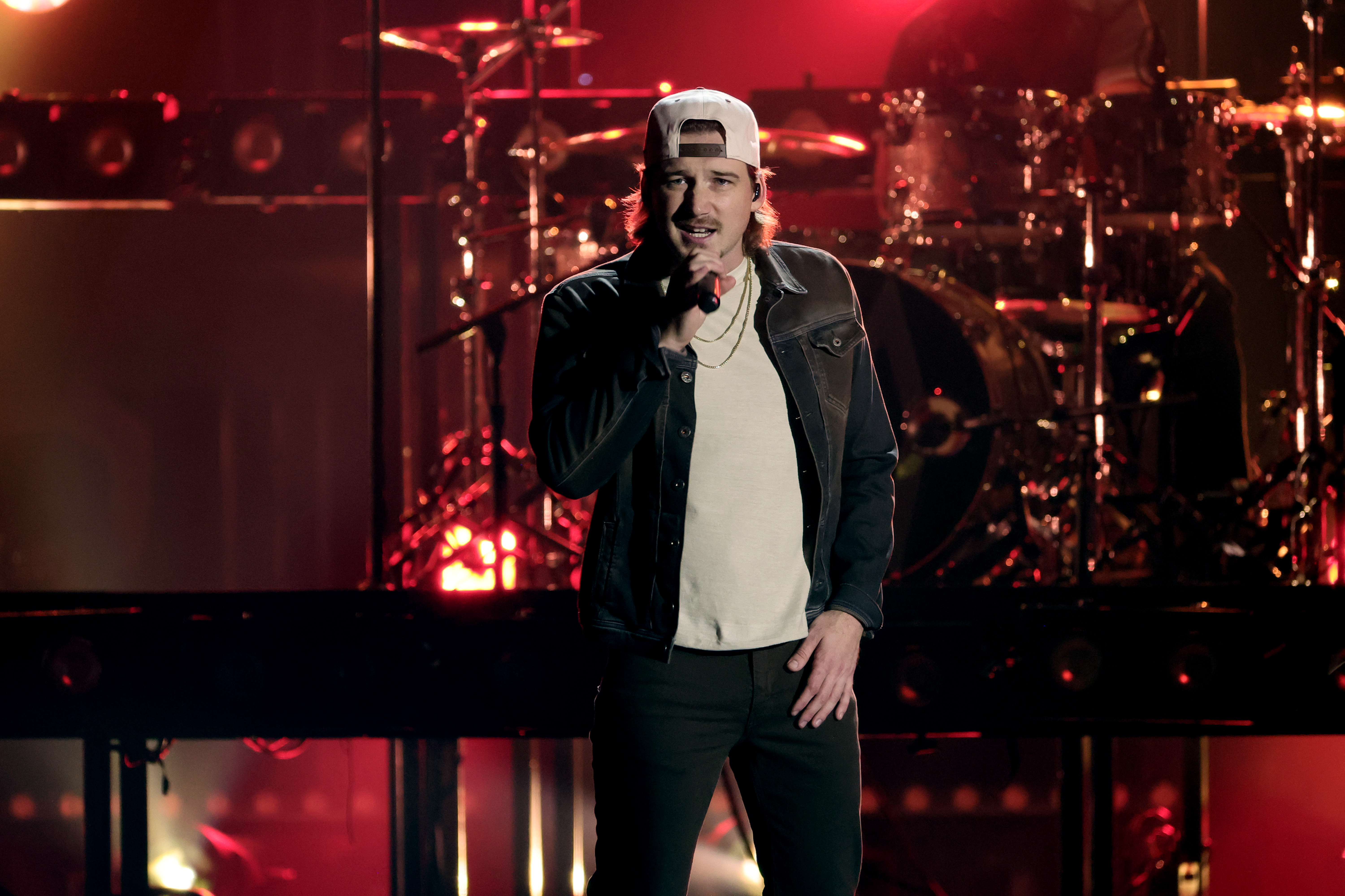 Morgan Wallen Sued By Concertgoer Following Cancelled Show, Demands Class Action Lawsuit - Vimarsana News