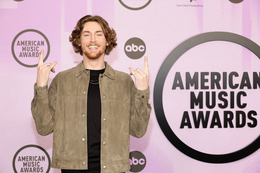 Bailey Zimmerman Rock And A Hard Place Five Weeks #1 on ACC with Kix Brooks - Vimarsana News