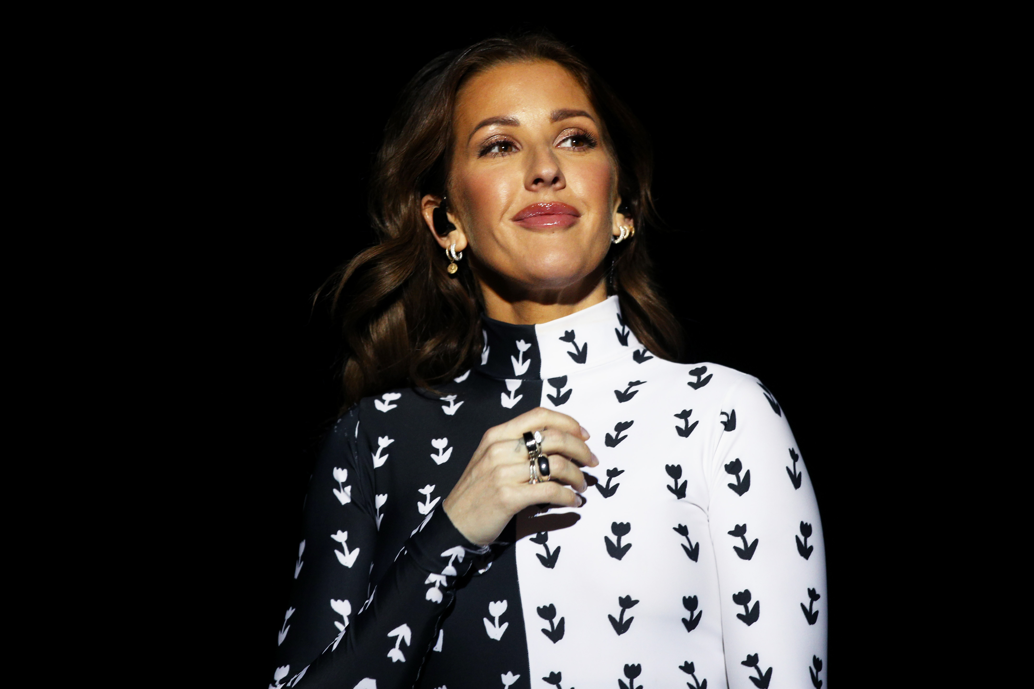 Ellie Goulding Talks Becoming A Parent During The Pandemic & New Music - Vimarsana News