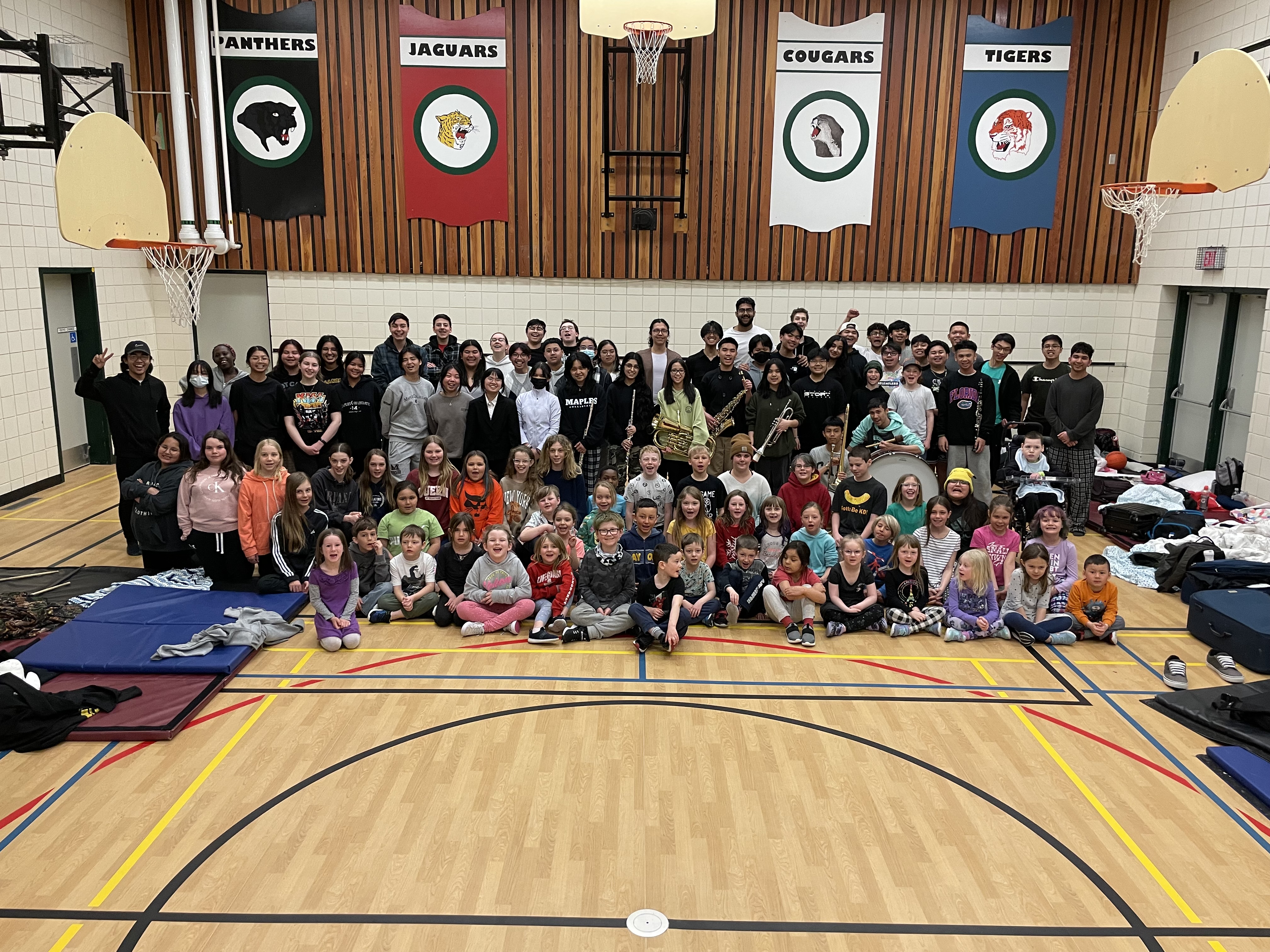 Saskatchewan communities rally around Winnipeg music students after bus crash  | 24CA News