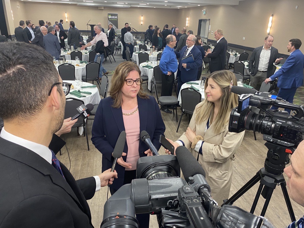 Manitoba will not make Orange Shirt Day a holiday, citing ongoing consultations – Winnipeg | 24CA News