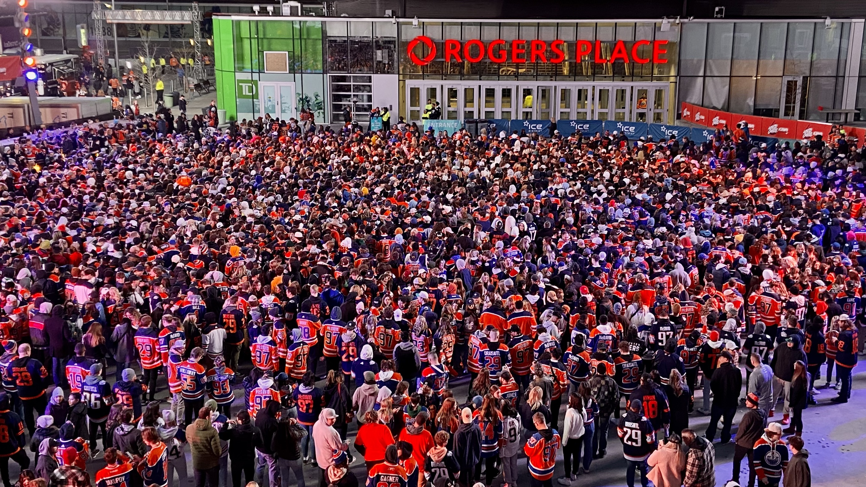 Edmonton Oilers watch parties at Ice District now 18+