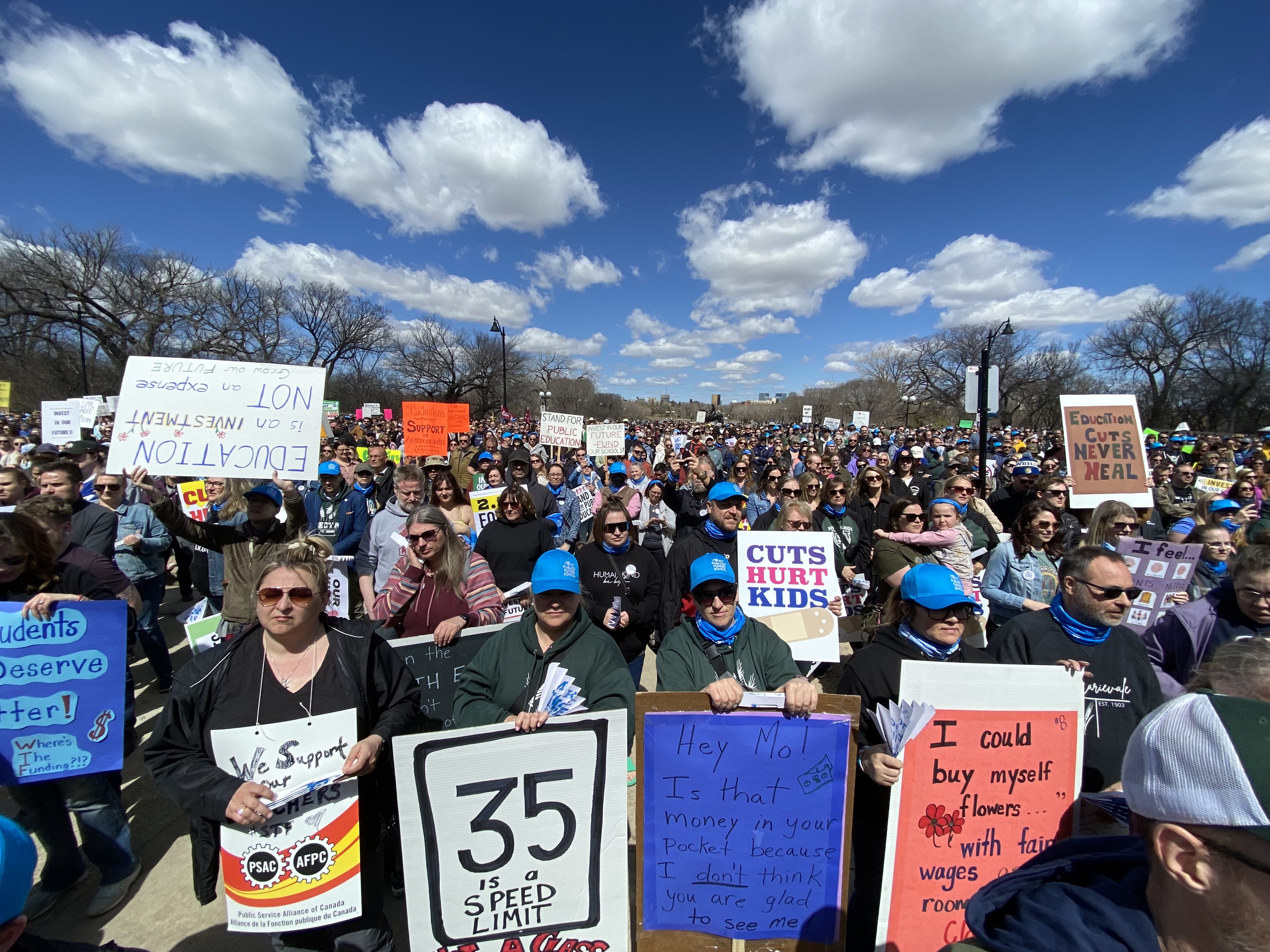 Thousands rally in Regina for increased education funding  | 24CA News