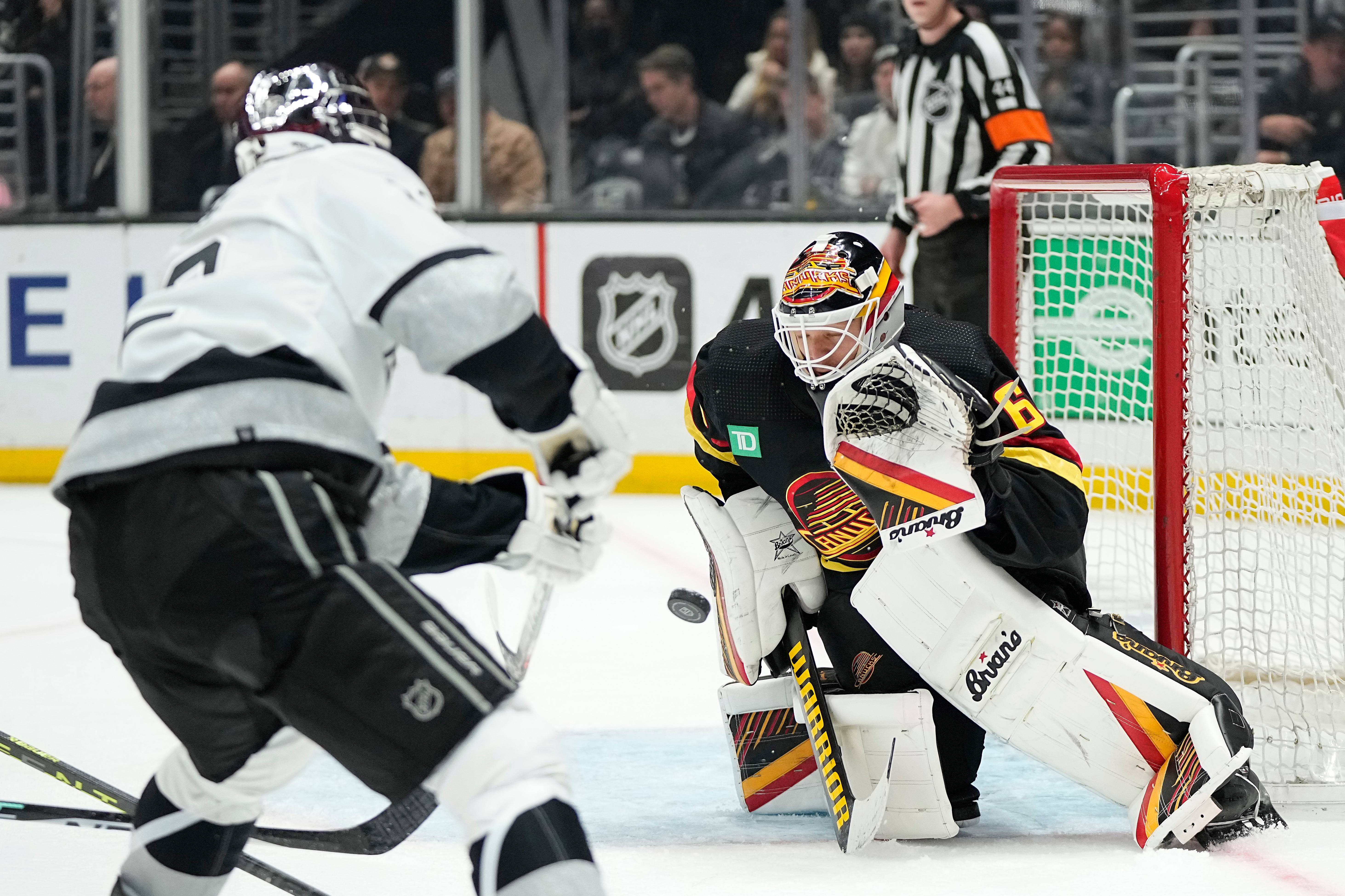 Canucks lose 3-0 to Kings as end of season draws near - Vimarsana News