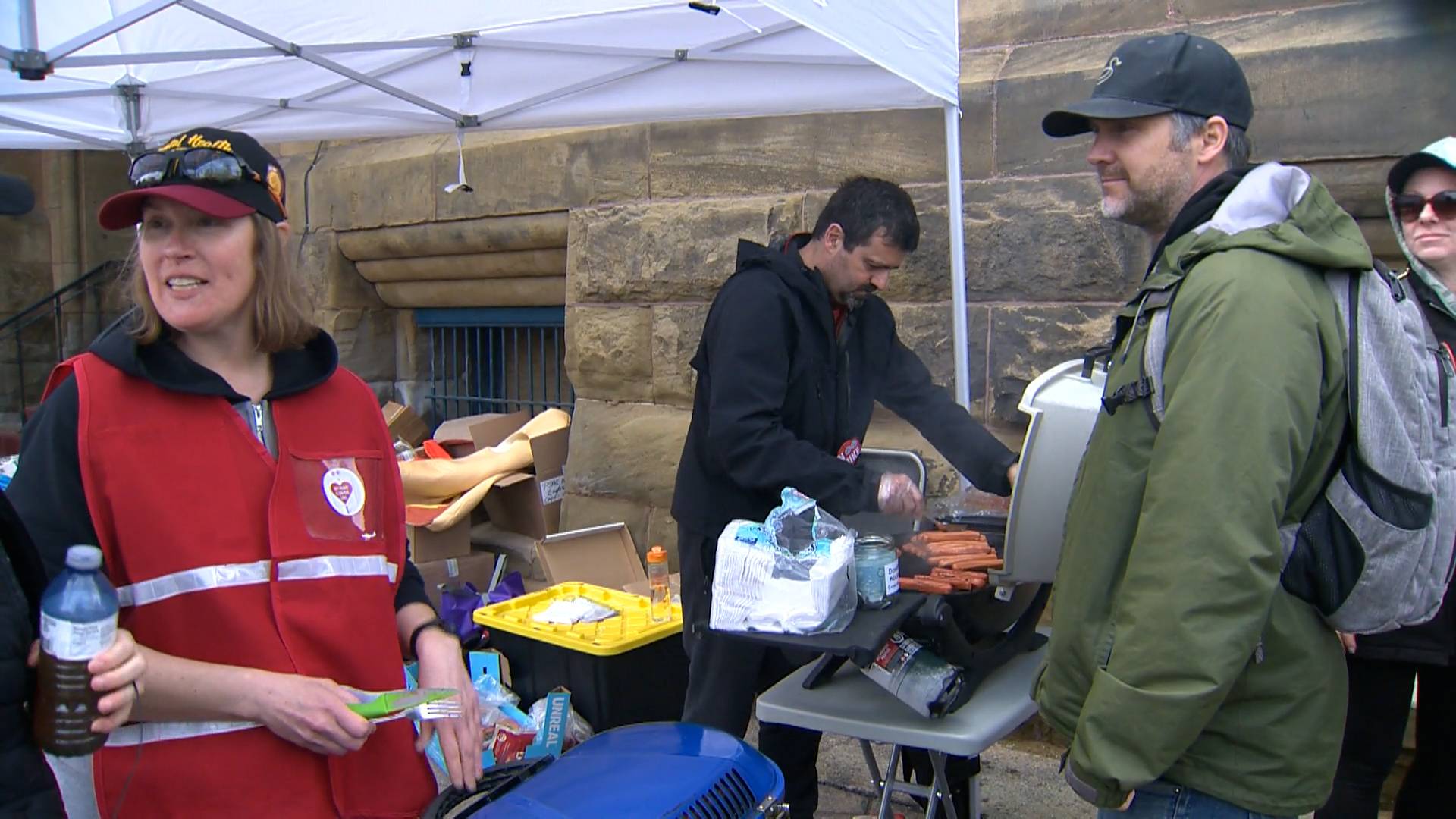 PSAC strike: Union fined for hotdog stand outside Prime Minister's Office - Vimarsana News