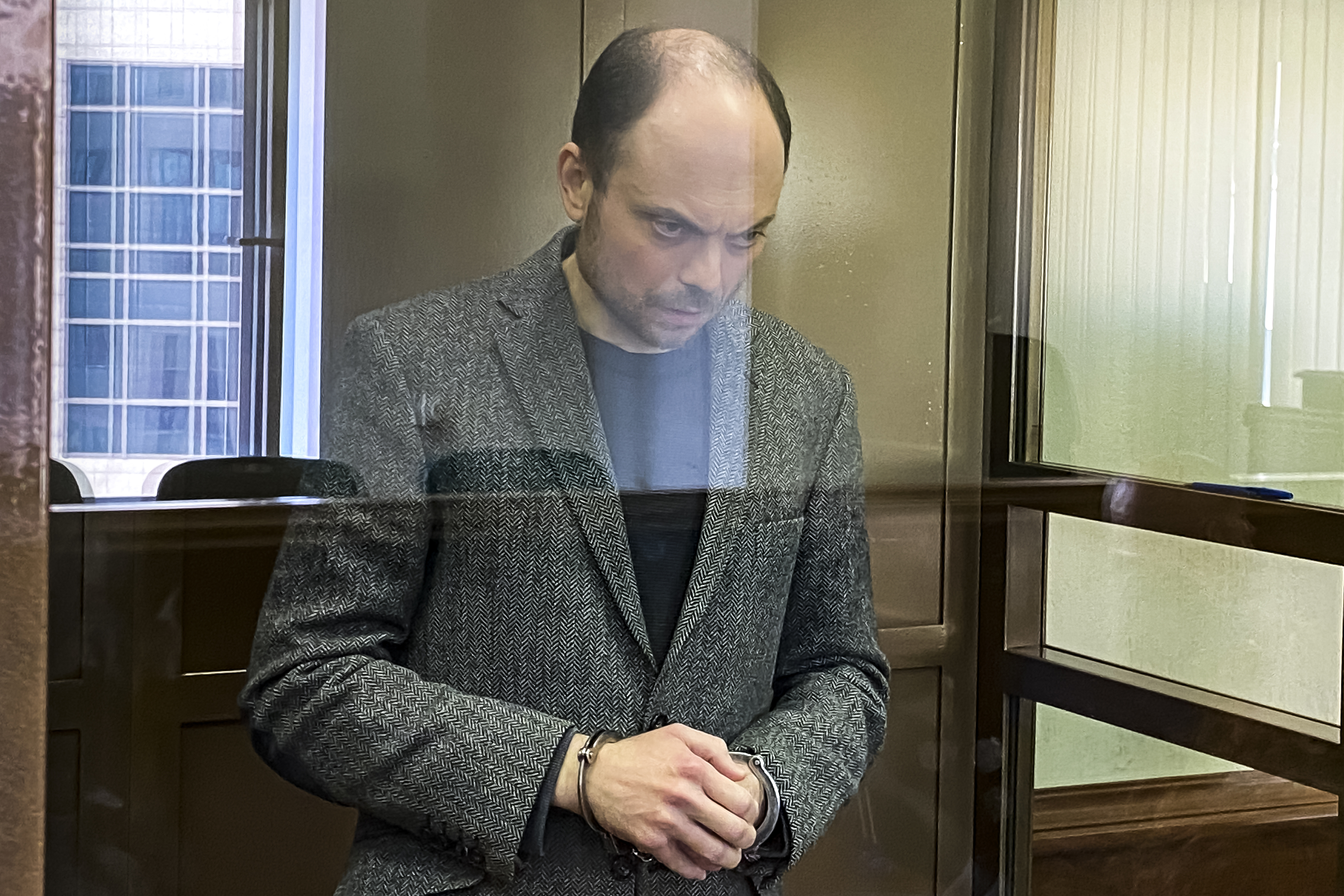 Putin critic Vladimir Kara-Murza jailed for 25 years in treason case – National | 24CA News