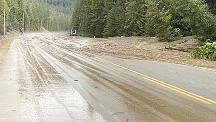 Highway 3 In B.C. Interior Partially Reopened After Mudslide Closure ...