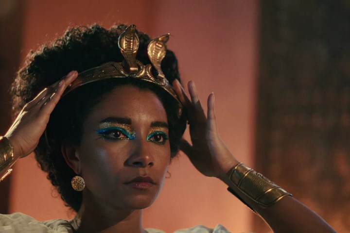 A Black Queen Cleopatra? Egyptians lash out at Netflix's depiction - Vimarsana News