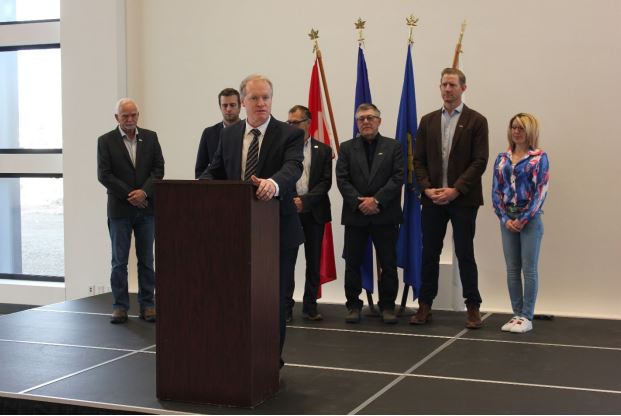 MLA Grant Hunter announces provincial funding to support two infrastructure projects in Coaldale, Alta. The announcement was made on April 18, 2023. 