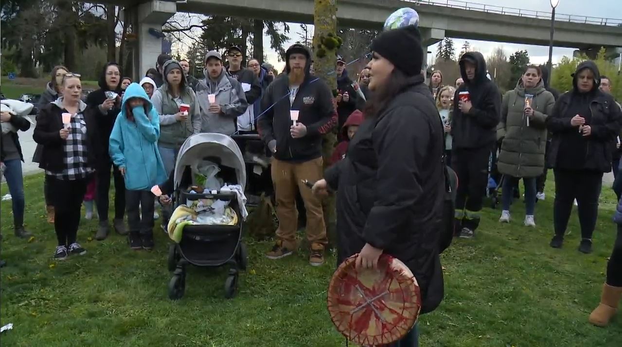 Family, friends gather for 17-year-old stabbing victim vigil in Surrey, B.C. – BC | 24CA News