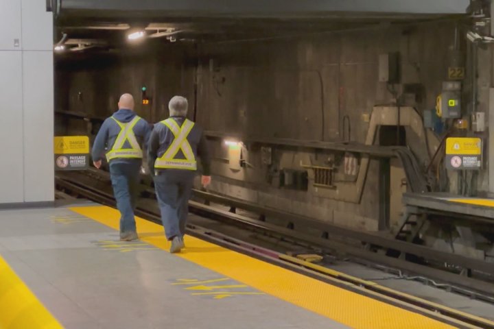 Metro’s Green Line resumes service after cracks forced day-long shutdown